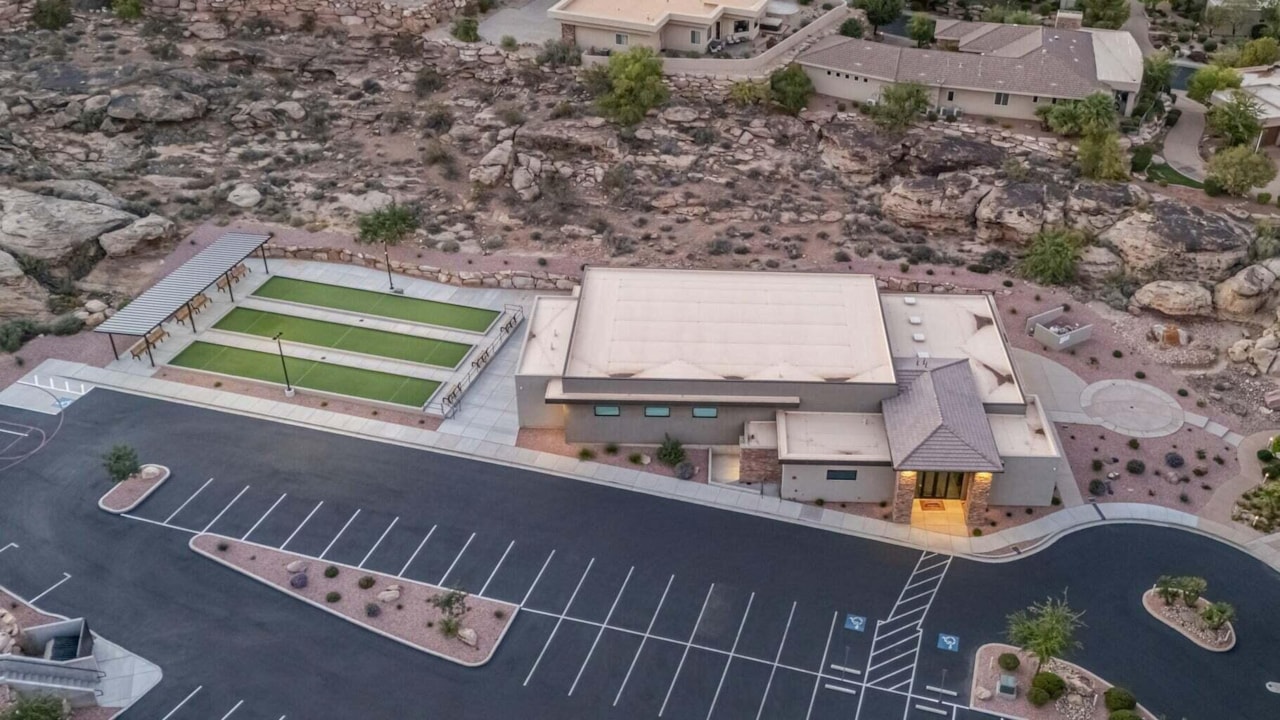 2054 E Topaz Way St George, UT 84790 home for sale, MLS#25-267093 - Erika Rogers Photo 75