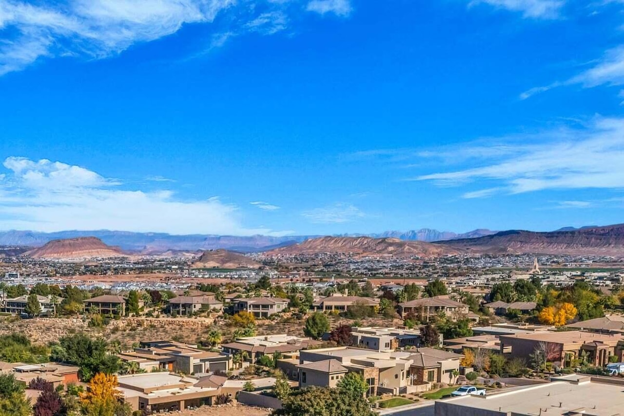 2054 E Topaz Way St George, UT 84790 home for sale, MLS#25-267093 - Erika Rogers Photo 69