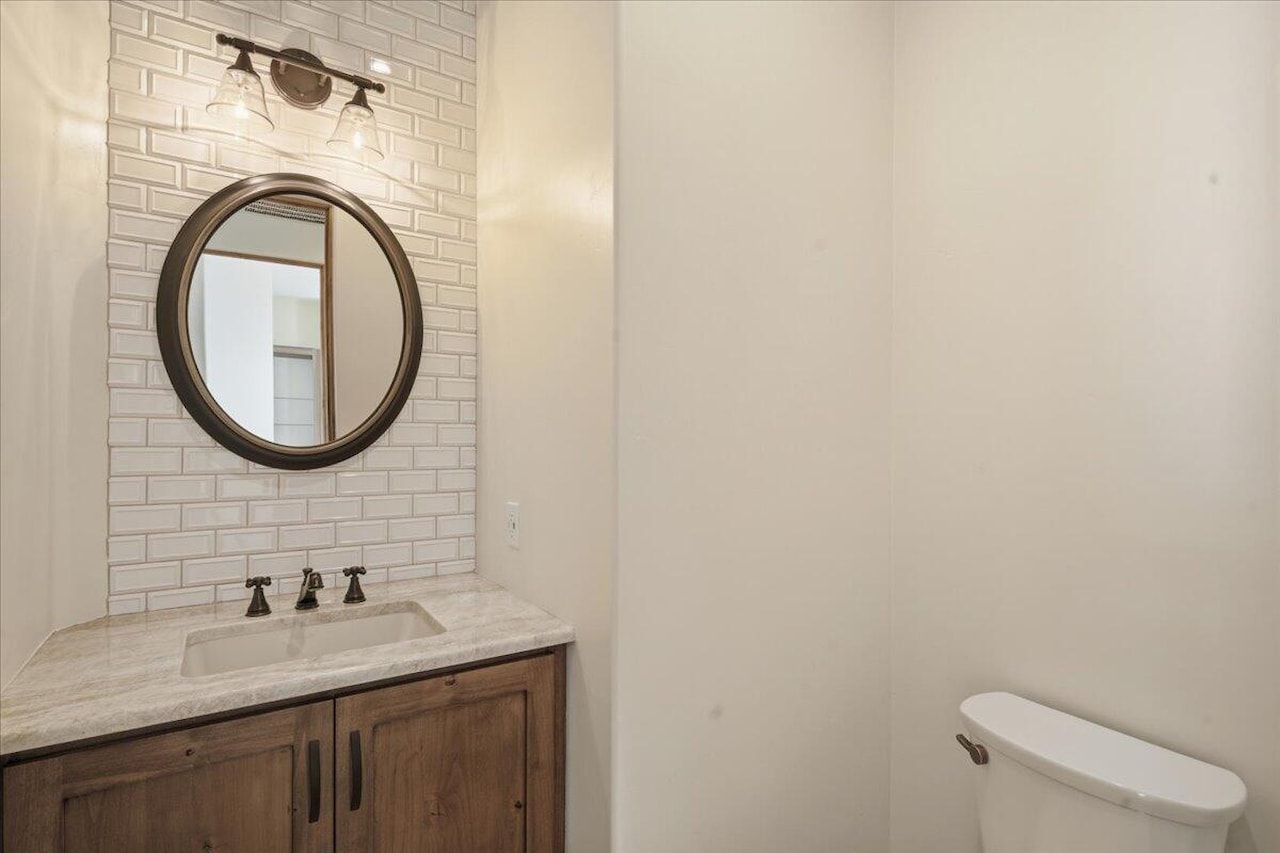 2054 E Topaz Way St George, UT 84790 home for sale, MLS#25-267093 - Erika Rogers Photo 47