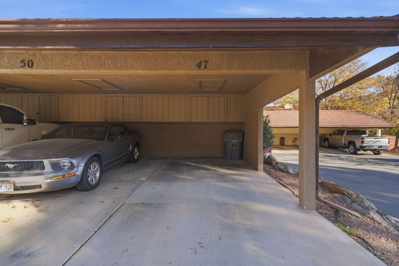 301 S 1200 E #47 St George, UT 84790 home for sale, MLS#25-267075 - Erika Rogers Photo 4