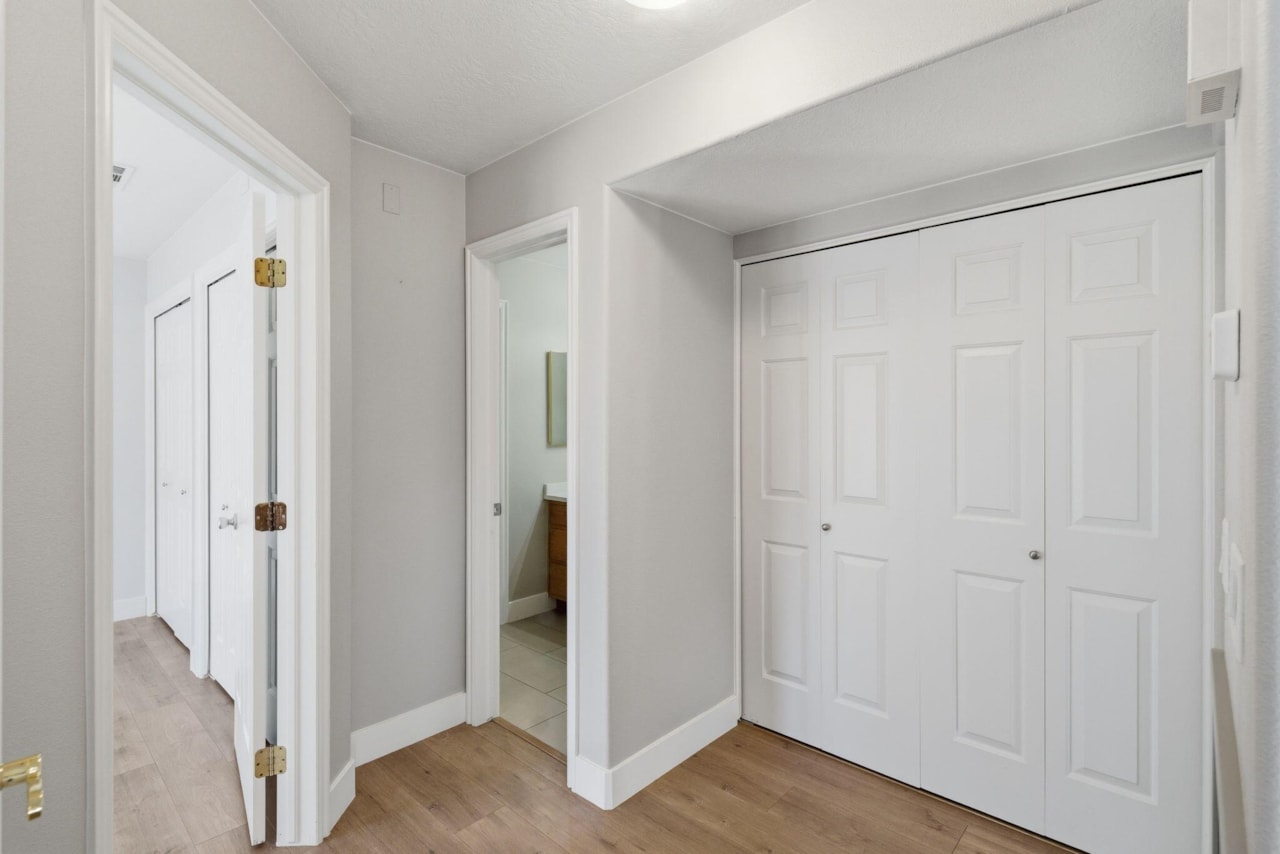 301 S 1200 E #47 St George, UT 84790 home for sale, MLS#25-267075 - Erika Rogers Photo 14