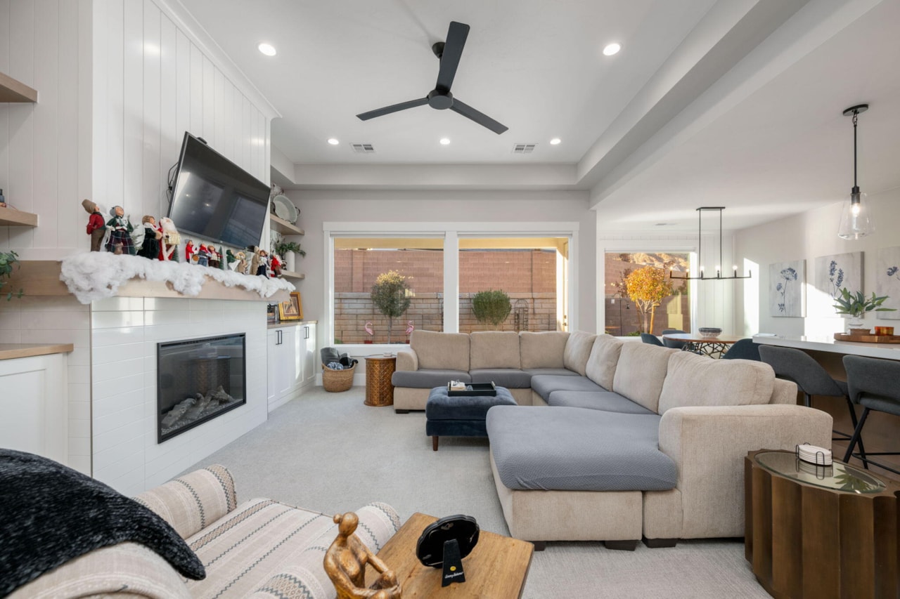 326 S Water Course DR Washington, UT 84780 home for sale, MLS#25-267320 - Erika Rogers Photo 6