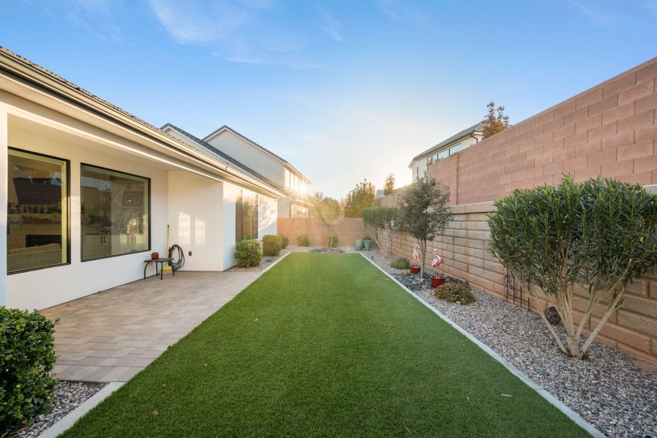 326 S Water Course DR Washington, UT 84780 home for sale, MLS#25-267320 - Erika Rogers Photo 28