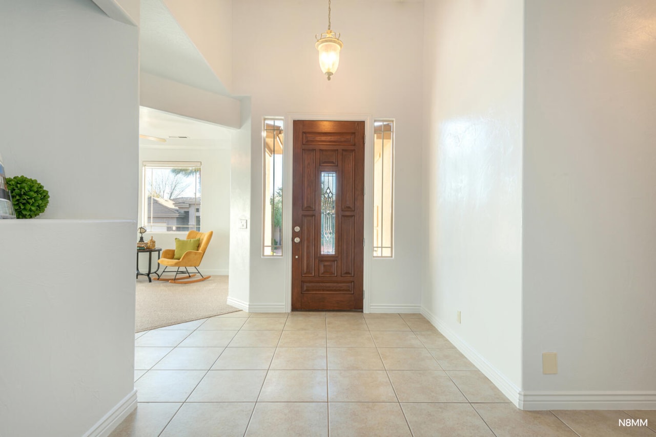 1078 Kanarra CT Washington, UT 84780 home for sale, MLS#25-266341 - Erika Rogers Photo 4