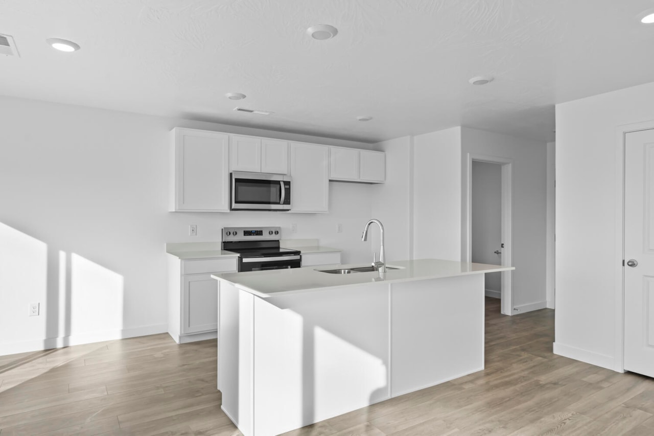 1726 S Forbidding Way #2280 Washington, UT 84780 home for sale, MLS#25-267327 - Erika Rogers Photo 9