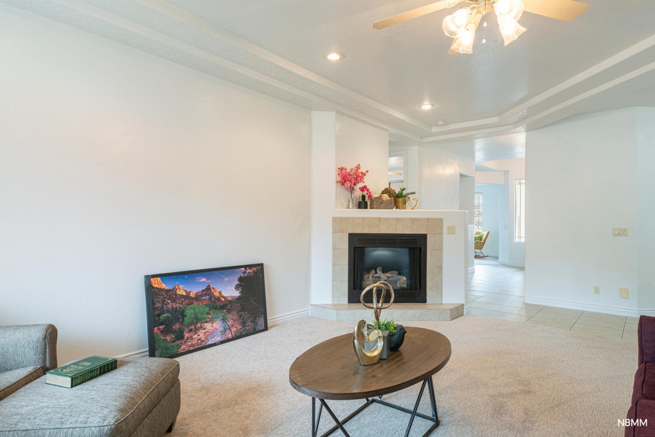 1078 Kanarra CT Washington, UT 84780 home for sale, MLS#25-266341 - Erika Rogers Photo 10