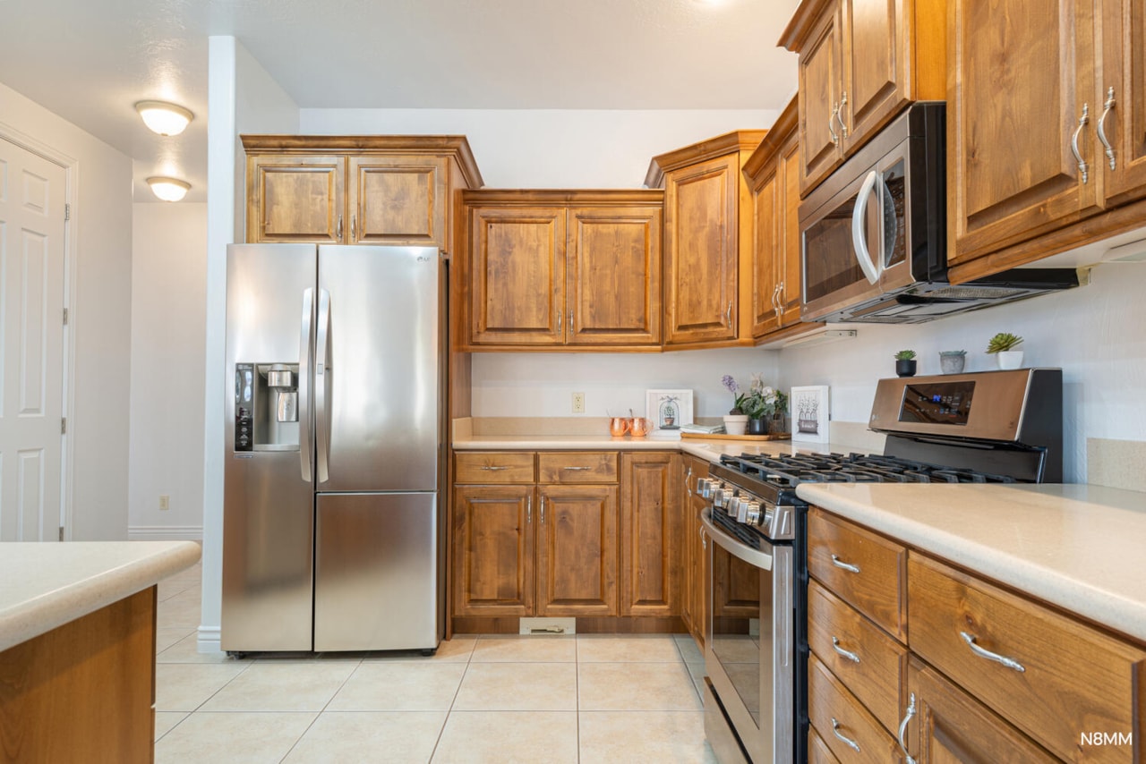 1078 Kanarra CT Washington, UT 84780 home for sale, MLS#25-266341 - Erika Rogers Photo 11