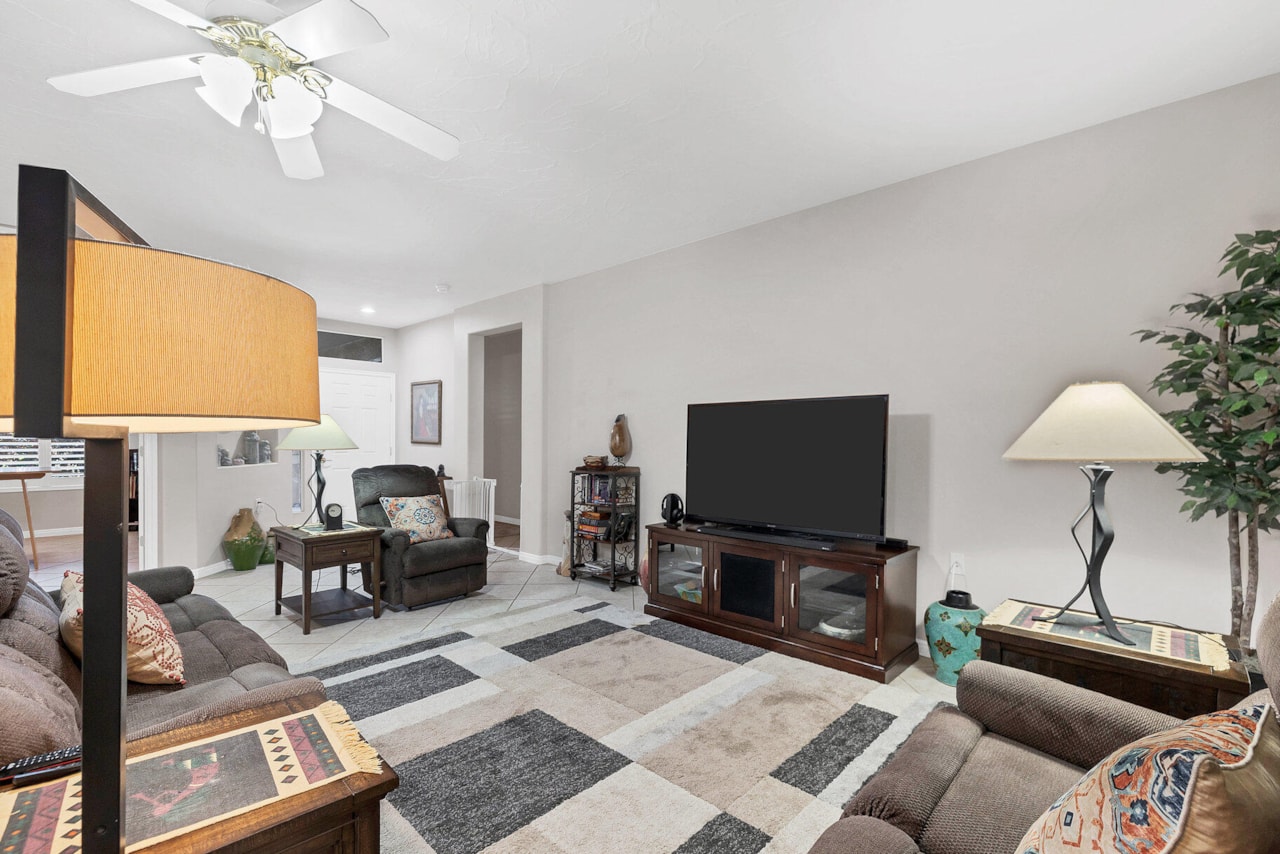 4593 S Flaming Arch DR St George, UT 84790 home for sale, MLS#25-266691 - Erika Rogers Photo 2