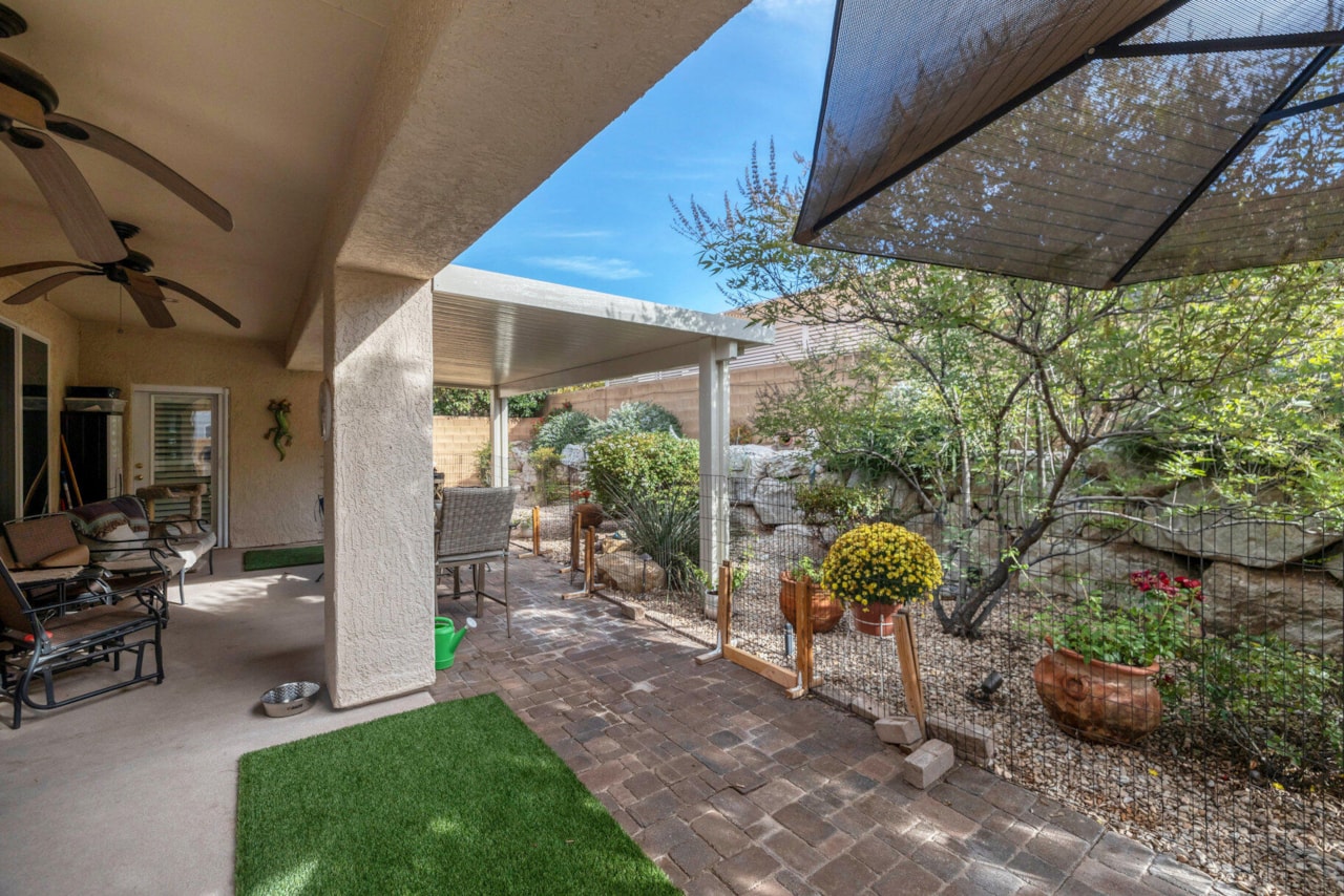 4593 S Flaming Arch DR St George, UT 84790 home for sale, MLS#25-266691 - Erika Rogers Photo 27