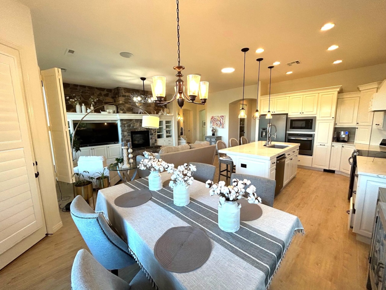 1348 W Wild Sage DR St George, UT 84790 home for sale, MLS#25-267334 - Erika Rogers Photo 7