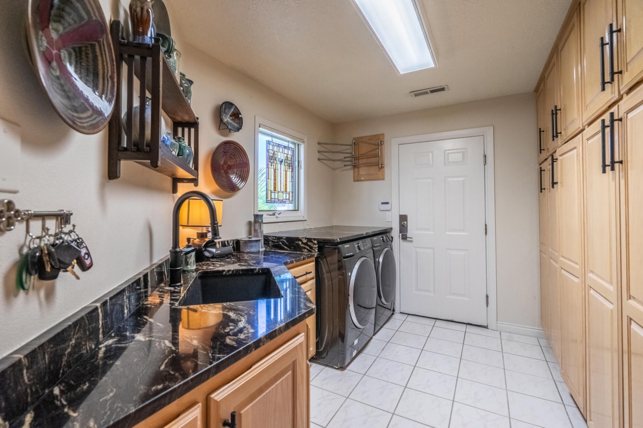 2244 Putters CIR St George, UT 84770 home for sale, MLS#25-264072 - Erika Rogers Photo 44