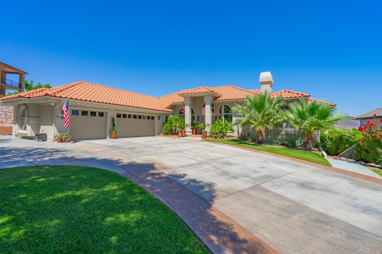 2244 Putters CIR St George, UT 84770 home for sale, MLS#25-264072 - Erika Rogers Photo 89