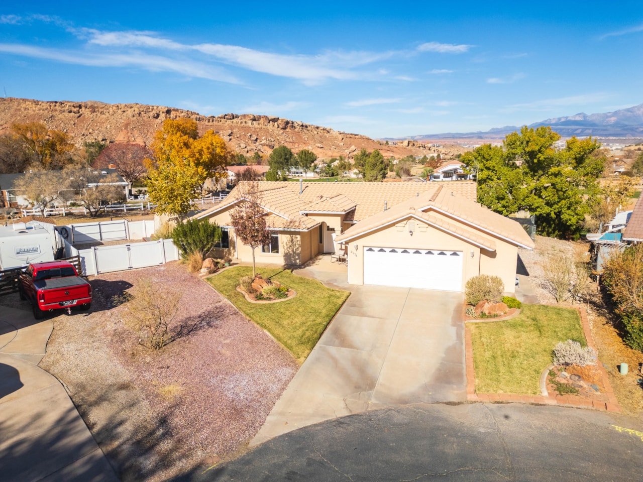 2974 S Pear CIR St George, UT 84790 home for sale, MLS#25-267351 - Erika Rogers Photo 42