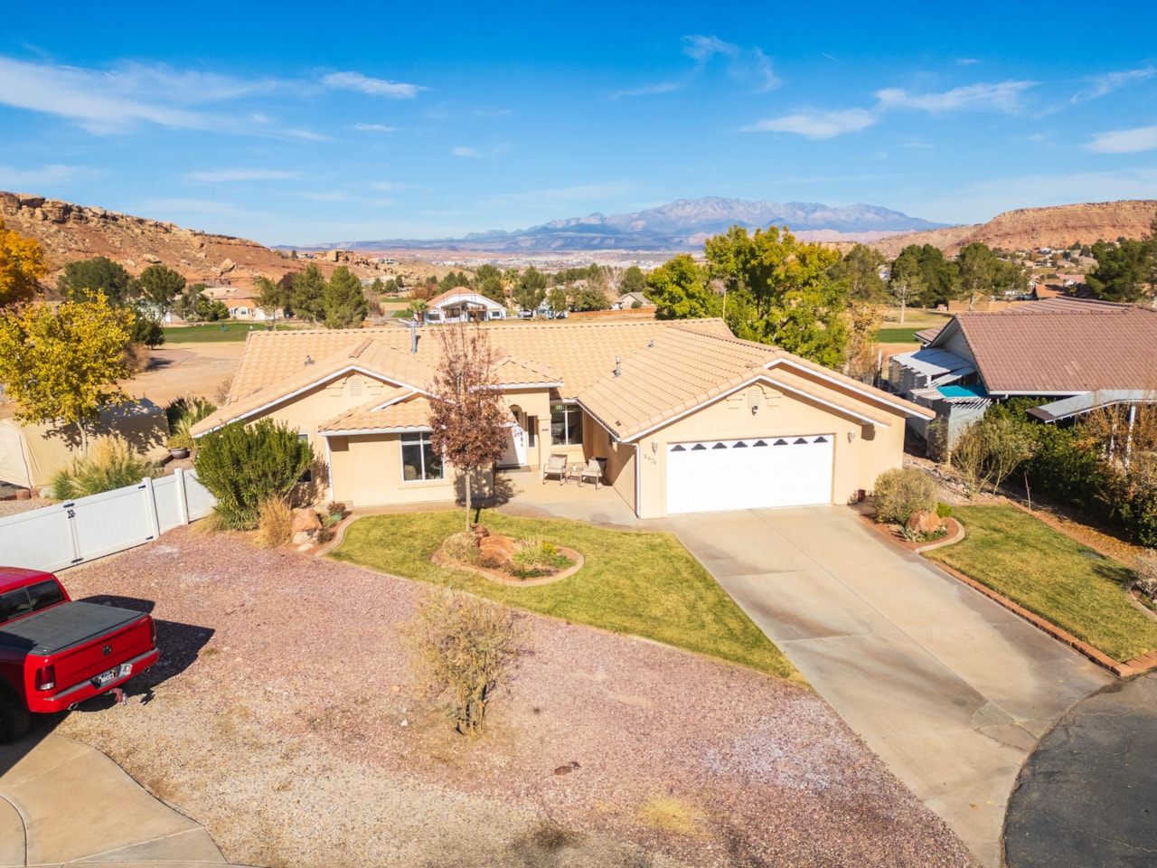 2974 S Pear CIR St George, UT 84790 home for sale, MLS#25-267351 - Erika Rogers Photo 43