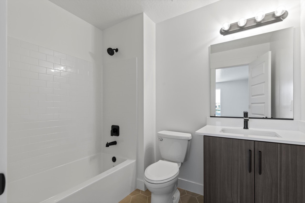 Lot 162 Finley Farms Washington, UT 84780 home for sale, MLS#25-267361 - Erika Rogers Photo 13