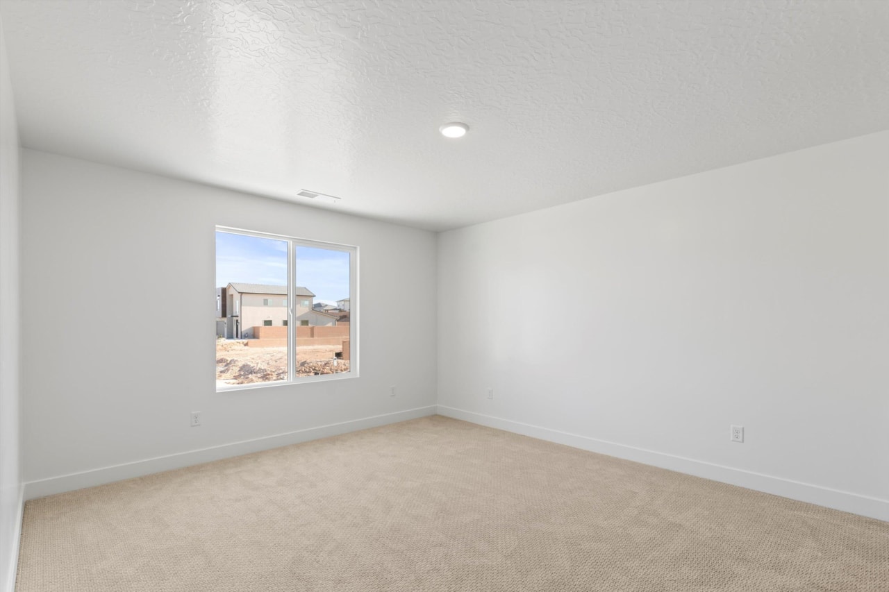 Lot 162 Finley Farms Washington, UT 84780 home for sale, MLS#25-267361 - Erika Rogers Photo 14