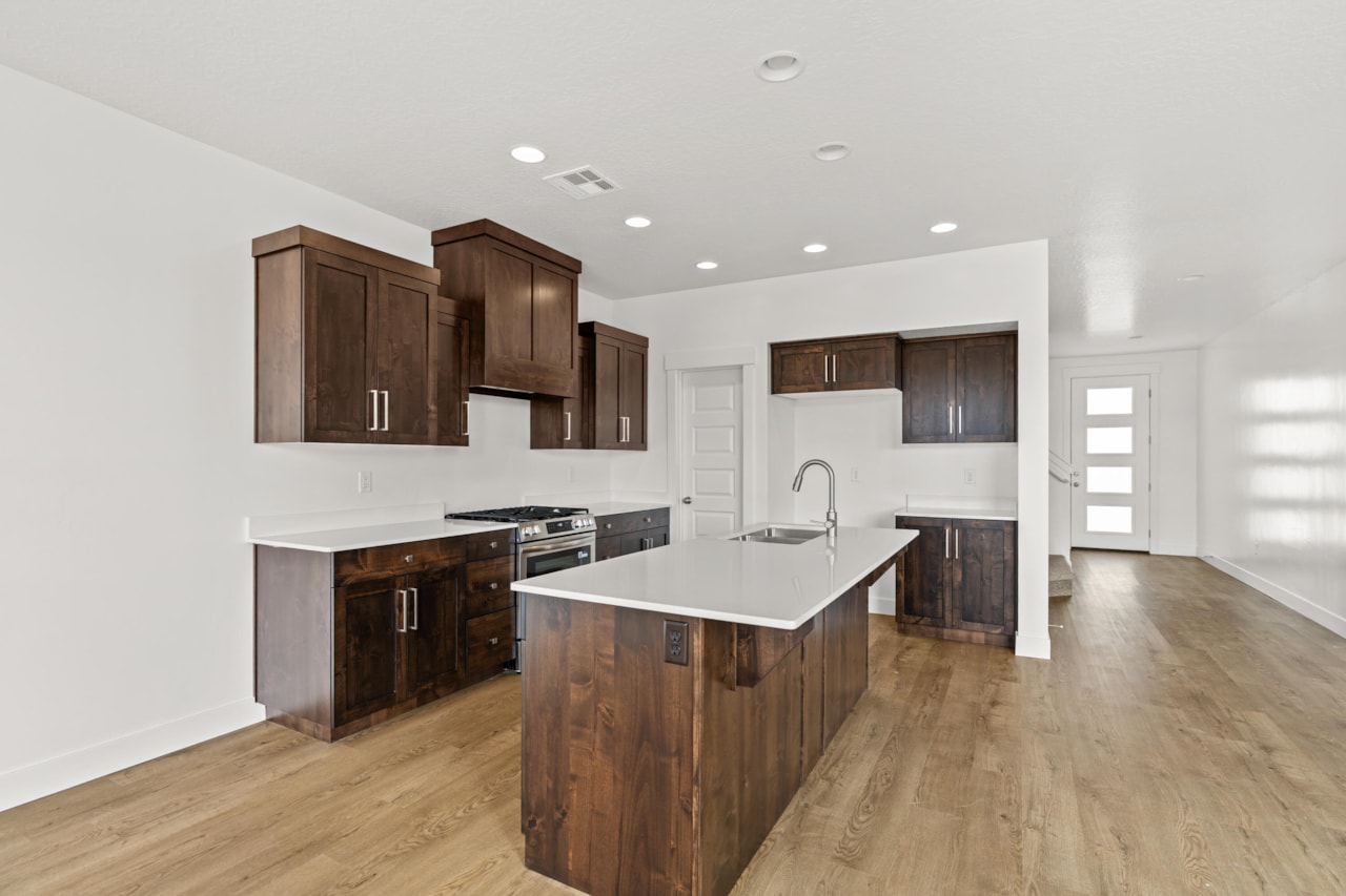 Lot 170 Finley Farms Washington, UT 84780 home for sale, MLS#25-267364 - Erika Rogers Photo 2