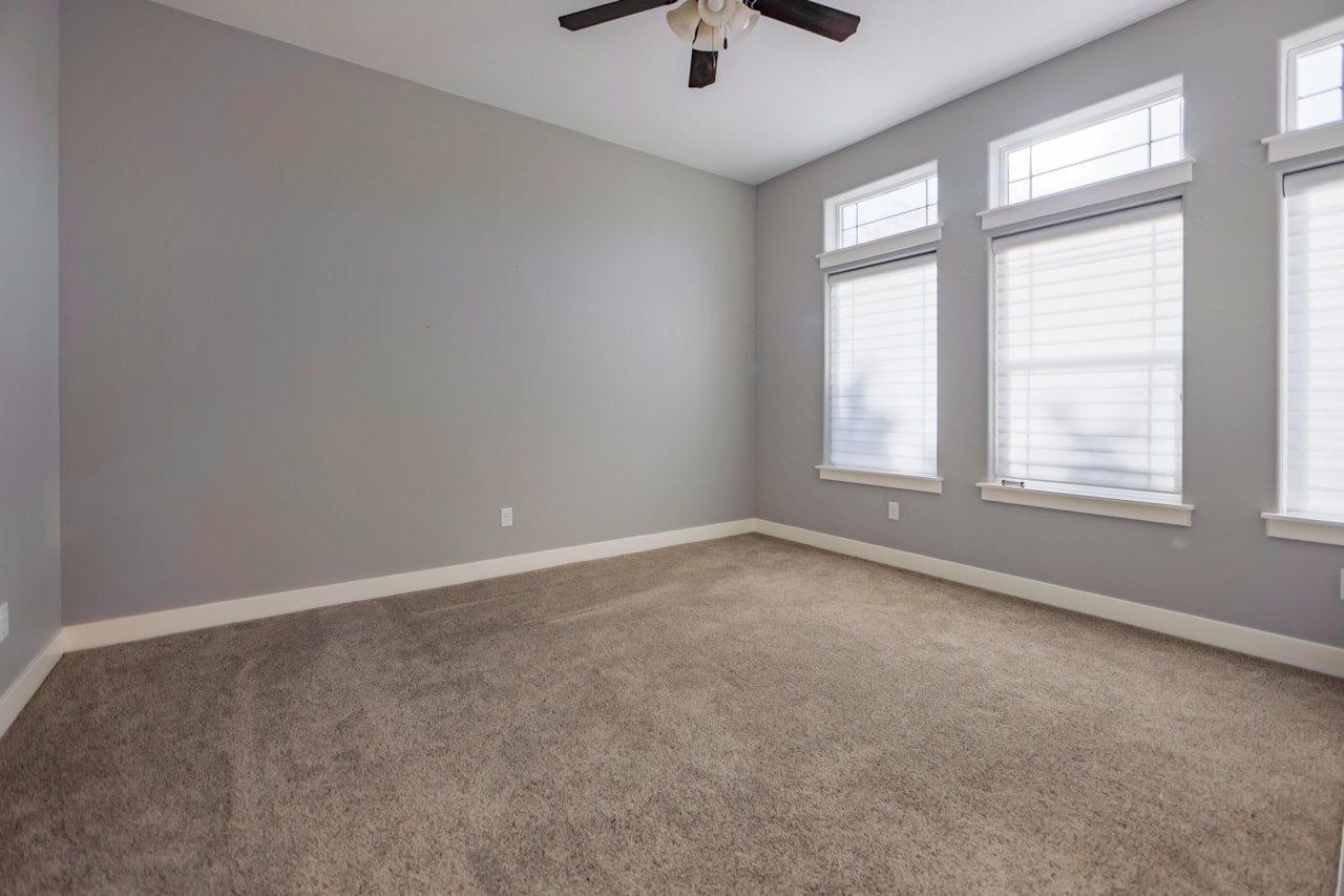 1191 S 100  W Hurricane, UT 84737 home for sale, MLS#25-267363 - Erika Rogers Photo 4