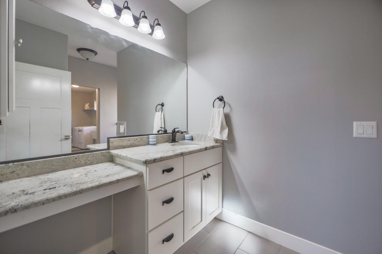 1191 S 100  W Hurricane, UT 84737 home for sale, MLS#25-267363 - Erika Rogers Photo 17