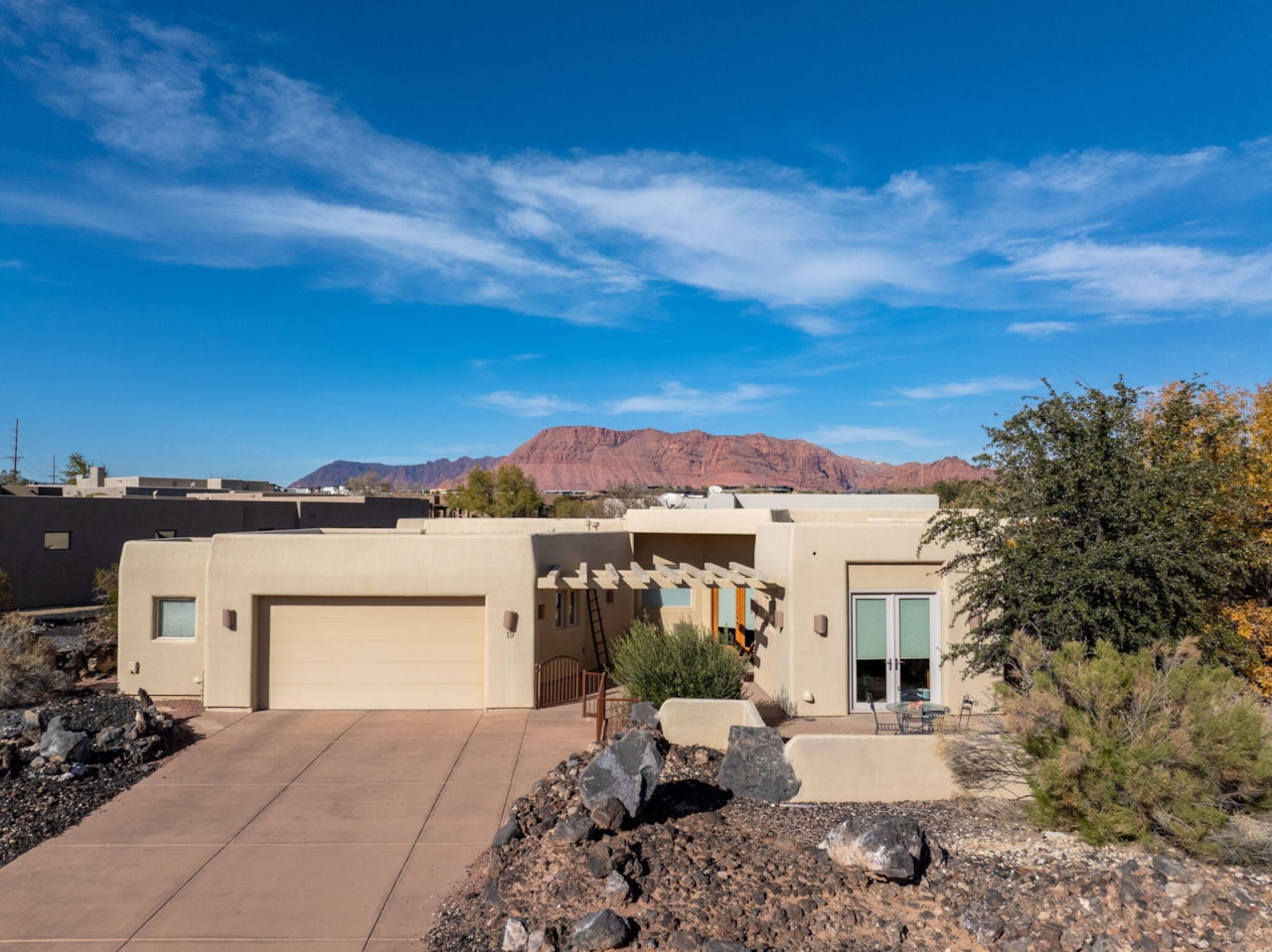 19 Boulder CIR Santa Clara, UT 84765 home for sale, MLS#21-228500 - Erika Rogers