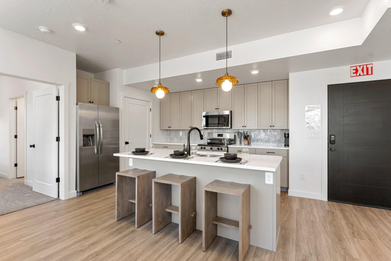 Address Withheld Hurricane, UT 84737 condo for sale, MLS#25-267365 - Erika Rogers Photo 5