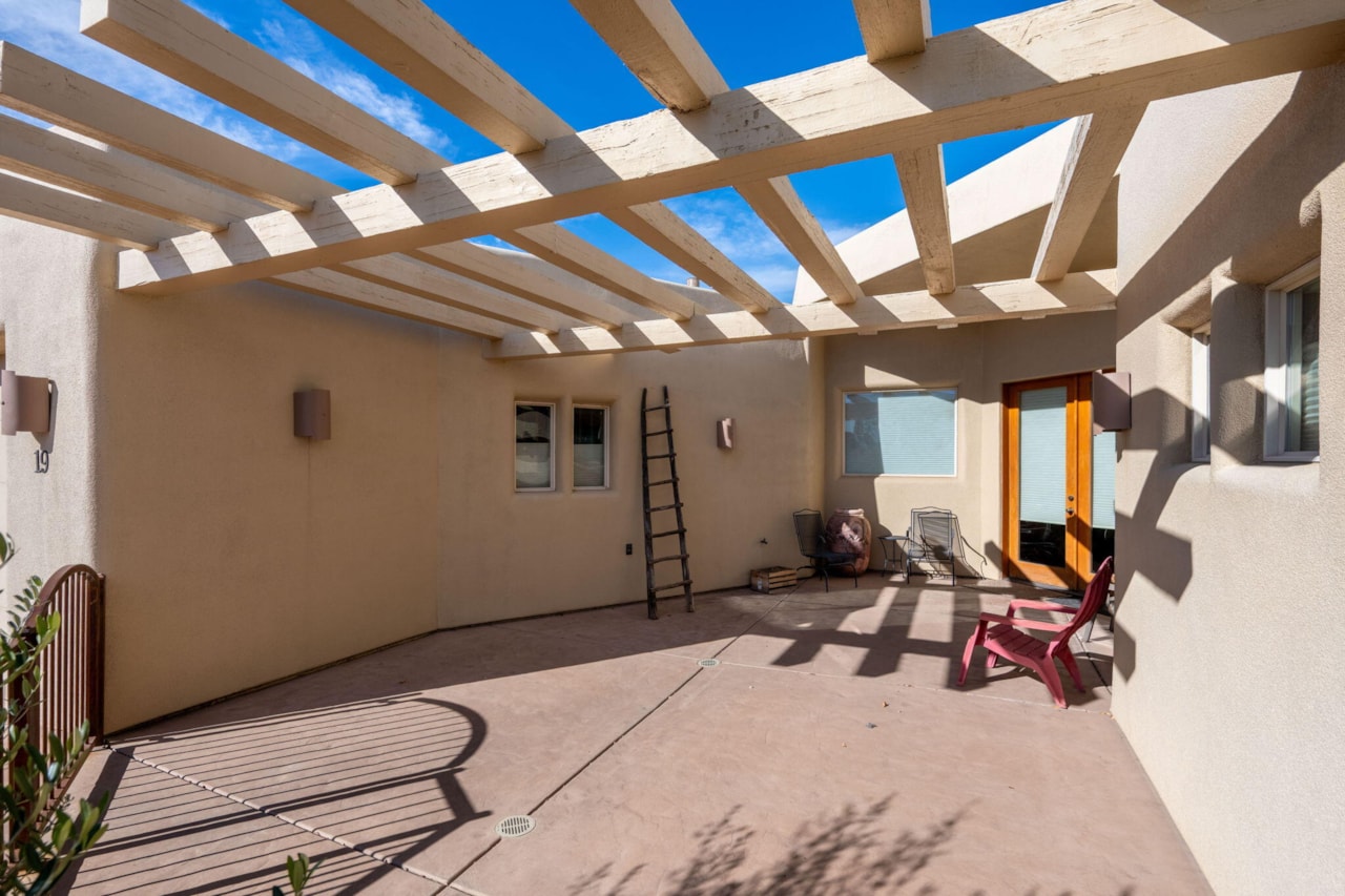 19 Boulder CIR Santa Clara, UT 84765 home for sale, MLS#21-228500 - Erika Rogers Photo 8