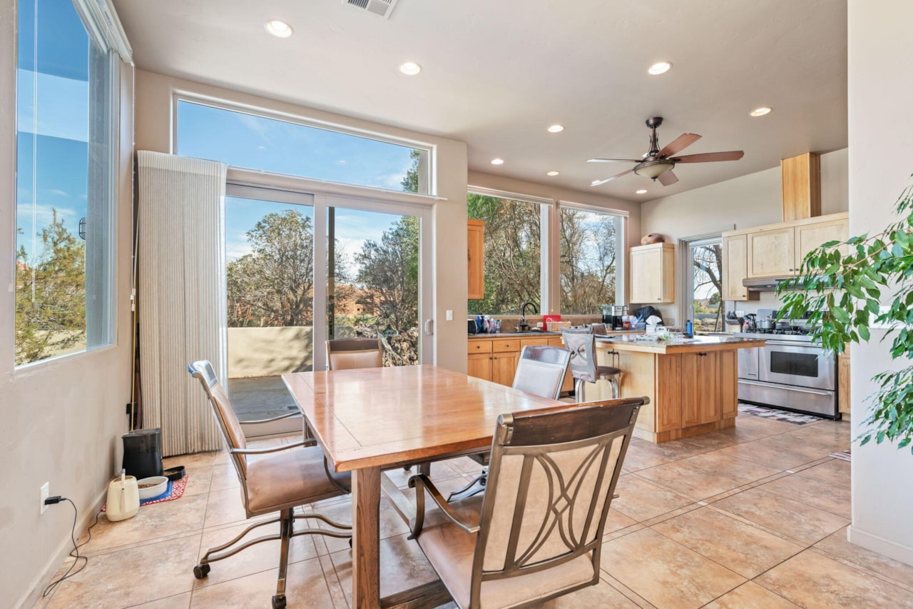 19 Boulder CIR Santa Clara, UT 84765 home for sale, MLS#21-228500 - Erika Rogers Photo 15