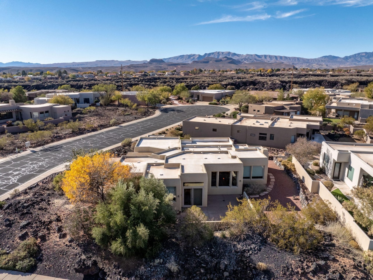 19 Boulder CIR Santa Clara, UT 84765 home for sale, MLS#21-228500 - Erika Rogers Photo 36