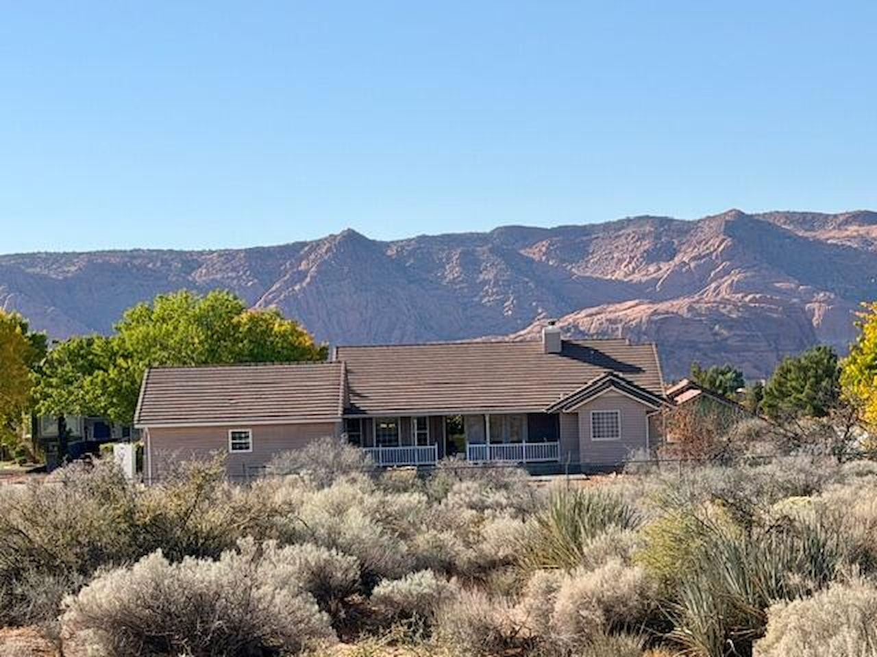 5412 N 1530  W St George, UT 84770 home for sale, MLS#25-266819 - Erika Rogers Photo 2