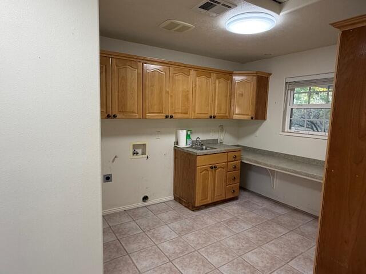 5412 N 1530  W St George, UT 84770 home for sale, MLS#25-266819 - Erika Rogers Photo 6