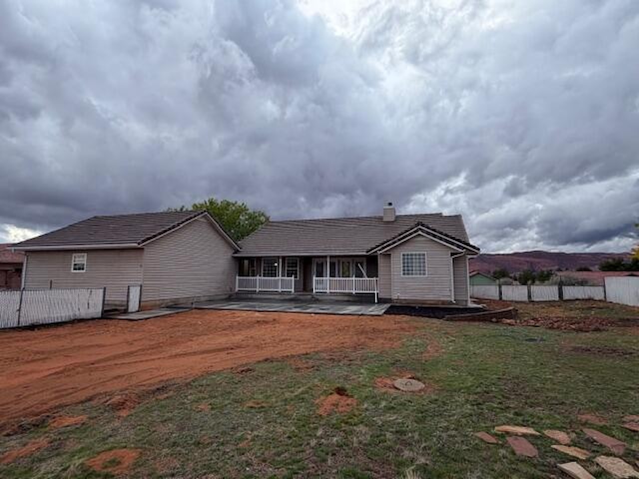 5412 N 1530  W St George, UT 84770 home for sale, MLS#25-266819 - Erika Rogers Photo 16