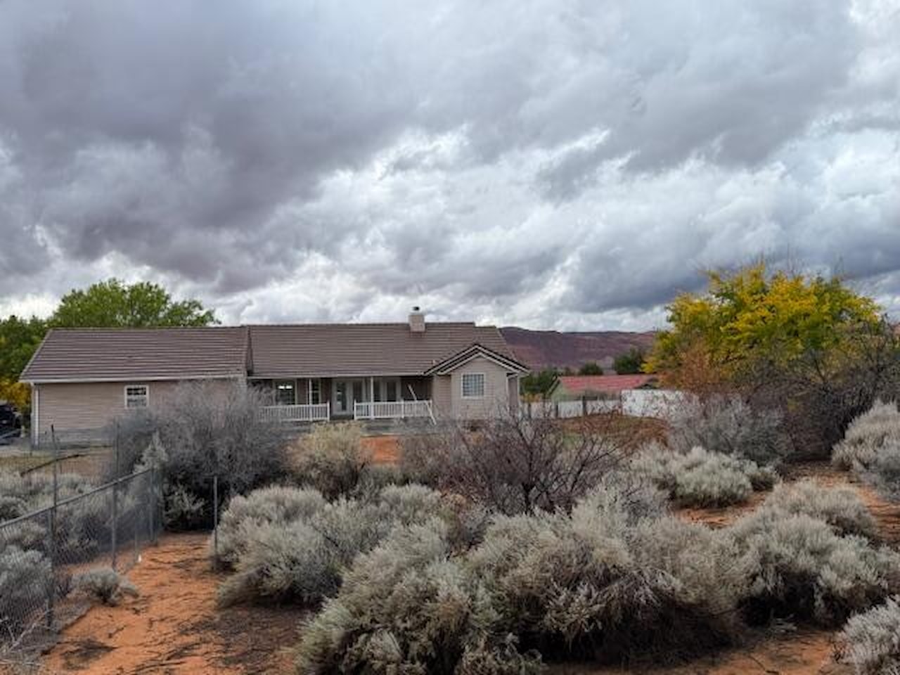 5412 N 1530  W St George, UT 84770 home for sale, MLS#25-266819 - Erika Rogers Photo 17