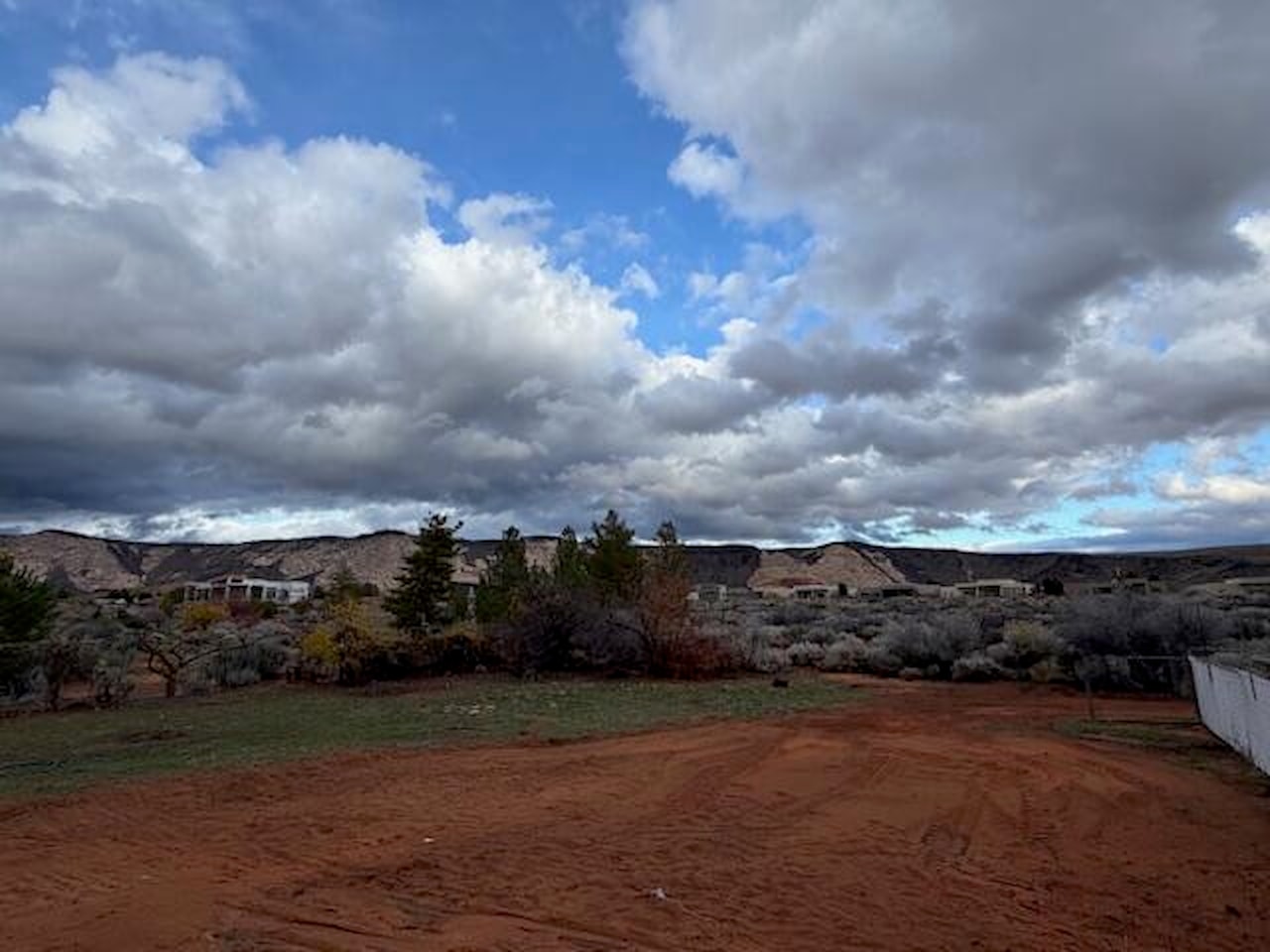 5412 N 1530  W St George, UT 84770 home for sale, MLS#25-266819 - Erika Rogers Photo 19