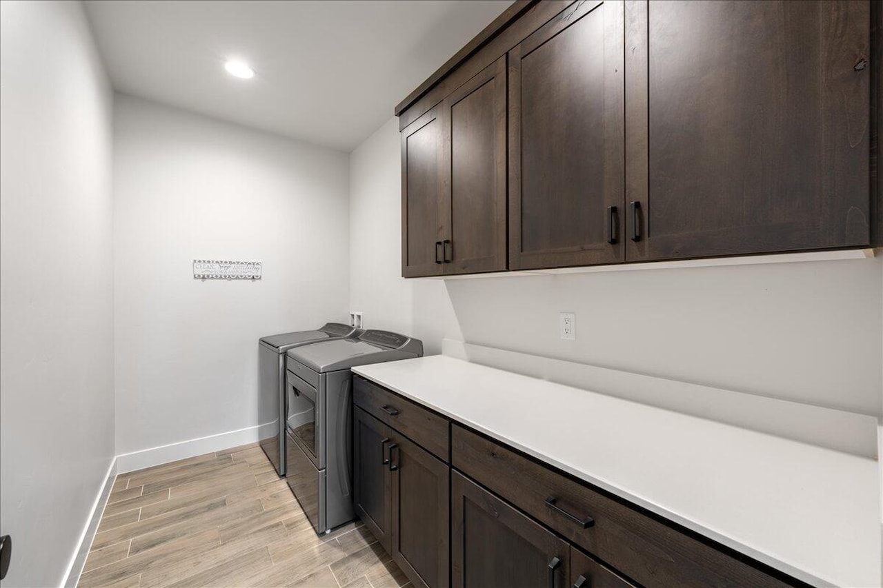 2210 N Montagna ST Washington, UT 84780 home for sale, MLS#25-267382 - Erika Rogers Photo 28