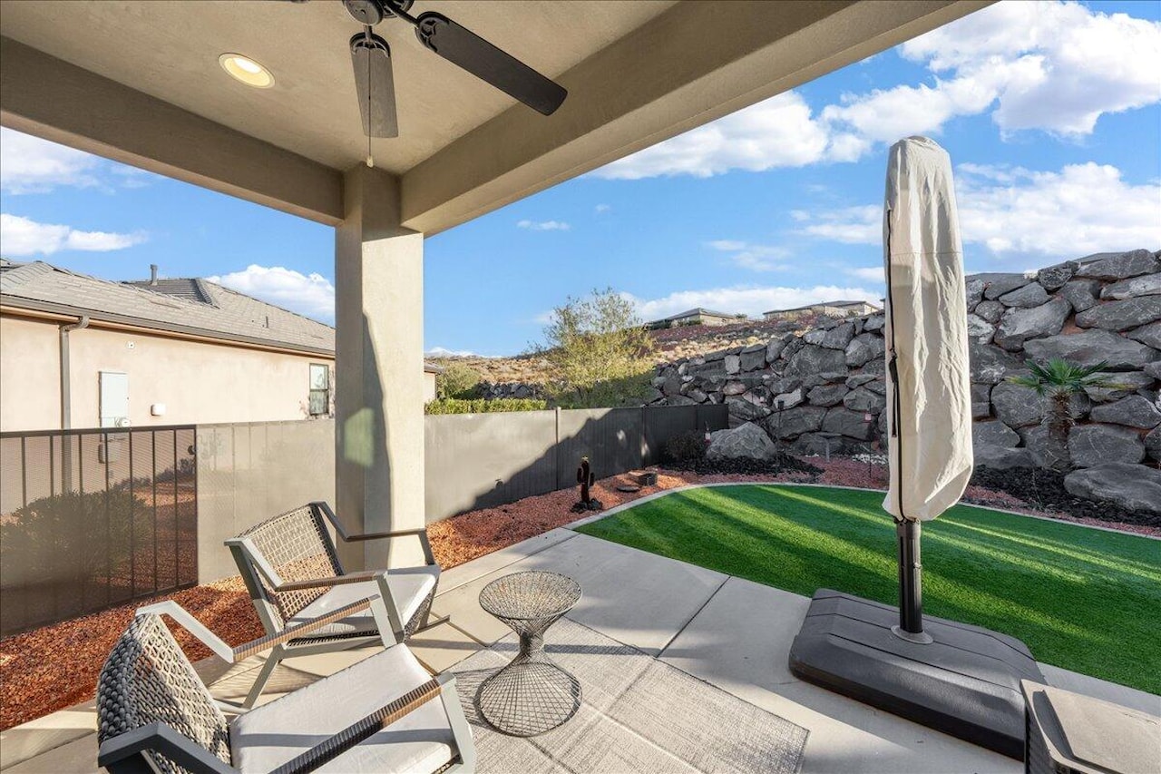 2210 N Montagna ST Washington, UT 84780 home for sale, MLS#25-267382 - Erika Rogers Photo 30