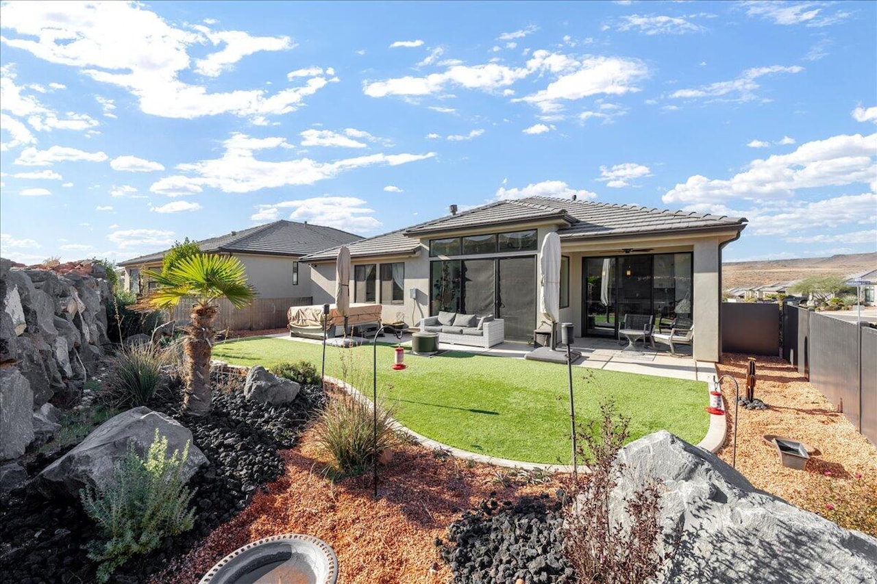 2210 N Montagna ST Washington, UT 84780 home for sale, MLS#25-267382 - Erika Rogers Photo 33