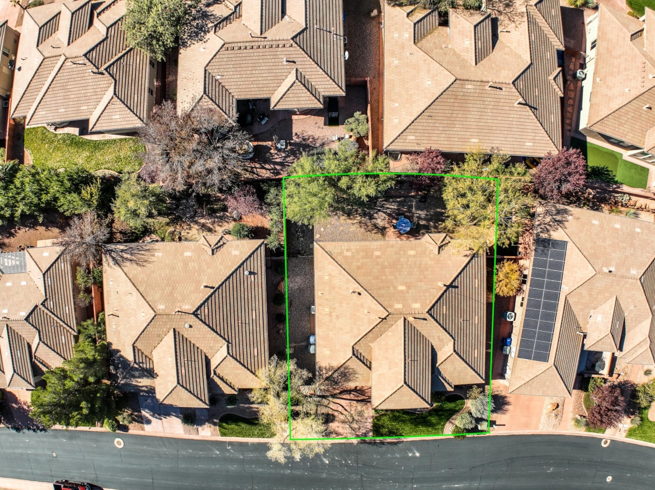 1613 N Primrose DR St George, UT 84770 home for sale, MLS#25-267251 - Erika Rogers Photo 10