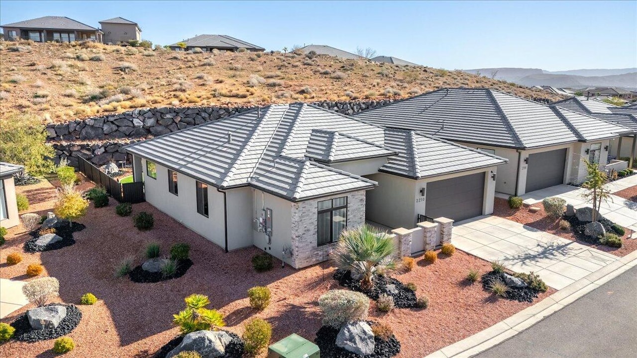 2210 N Montagna ST Washington, UT 84780 home for sale, MLS#25-267382 - Erika Rogers Photo 39
