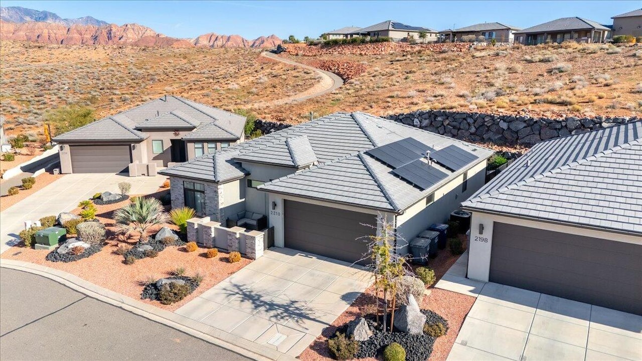 2210 N Montagna ST Washington, UT 84780 home for sale, MLS#25-267382 - Erika Rogers Photo 41