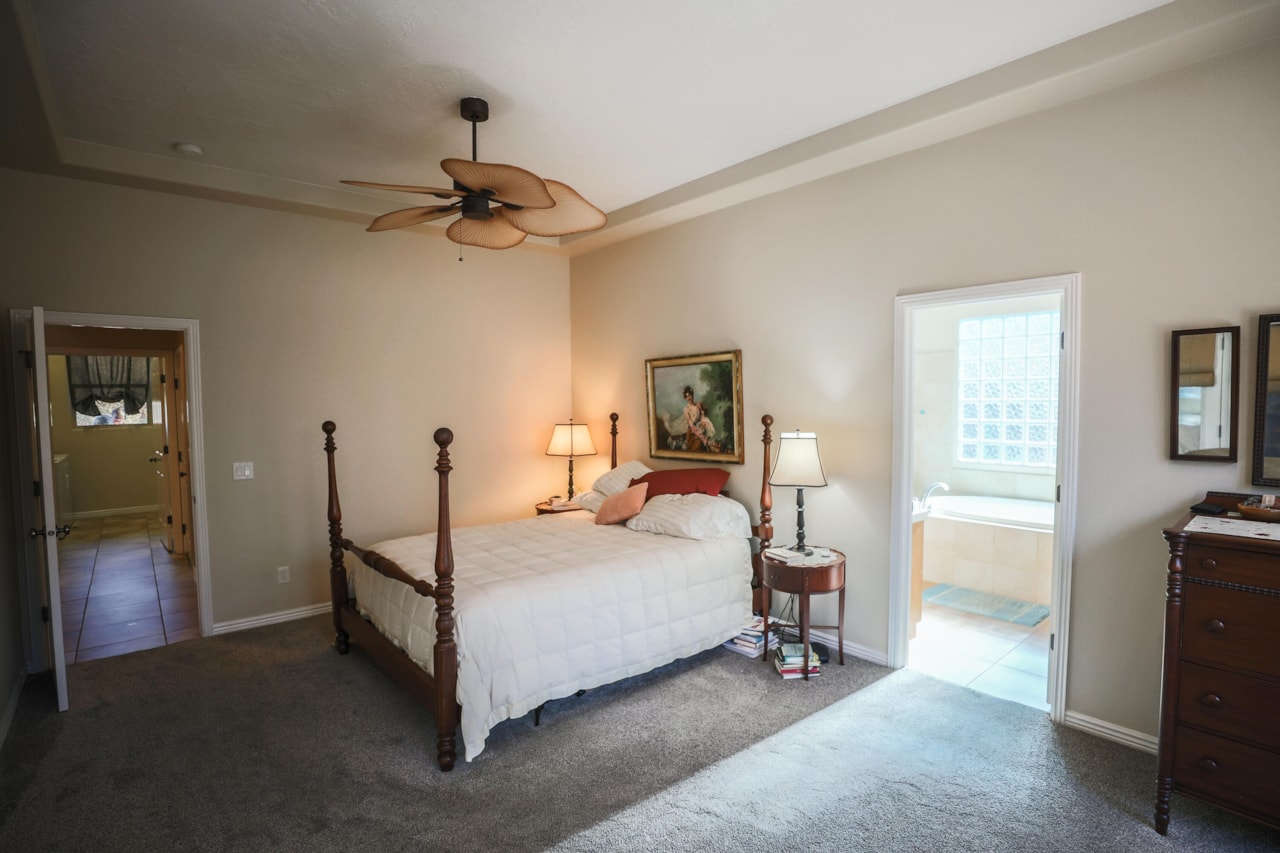 1613 N Primrose DR St George, UT 84770 home for sale, MLS#25-267251 - Erika Rogers Photo 20