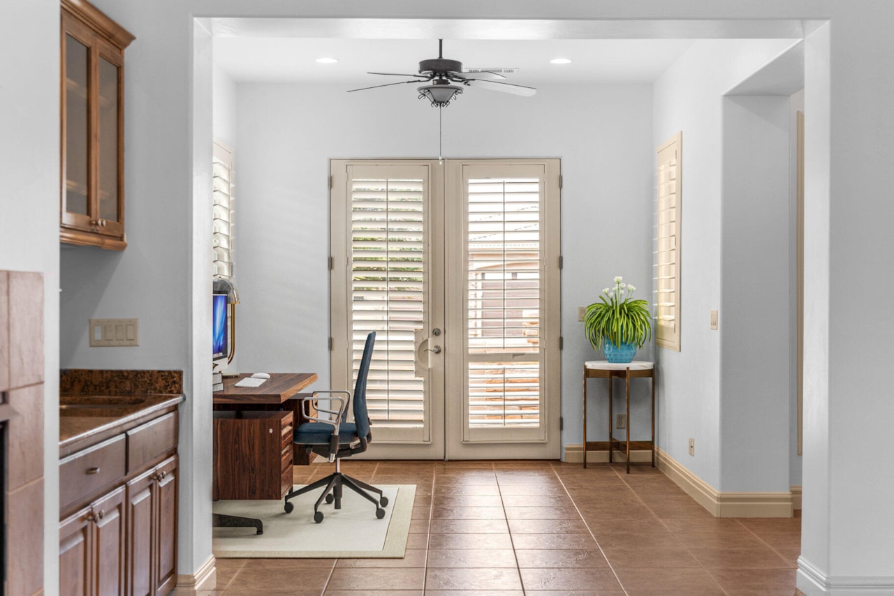 363 N Lost Creek DR St George, UT 84770 home for sale, MLS#25-264564 - Erika Rogers Photo 9