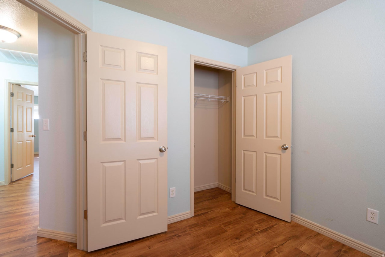 3155 S Hidden Valley DR #219 St George, UT 84790 home for sale, MLS#25-266563 - Erika Rogers Photo 21