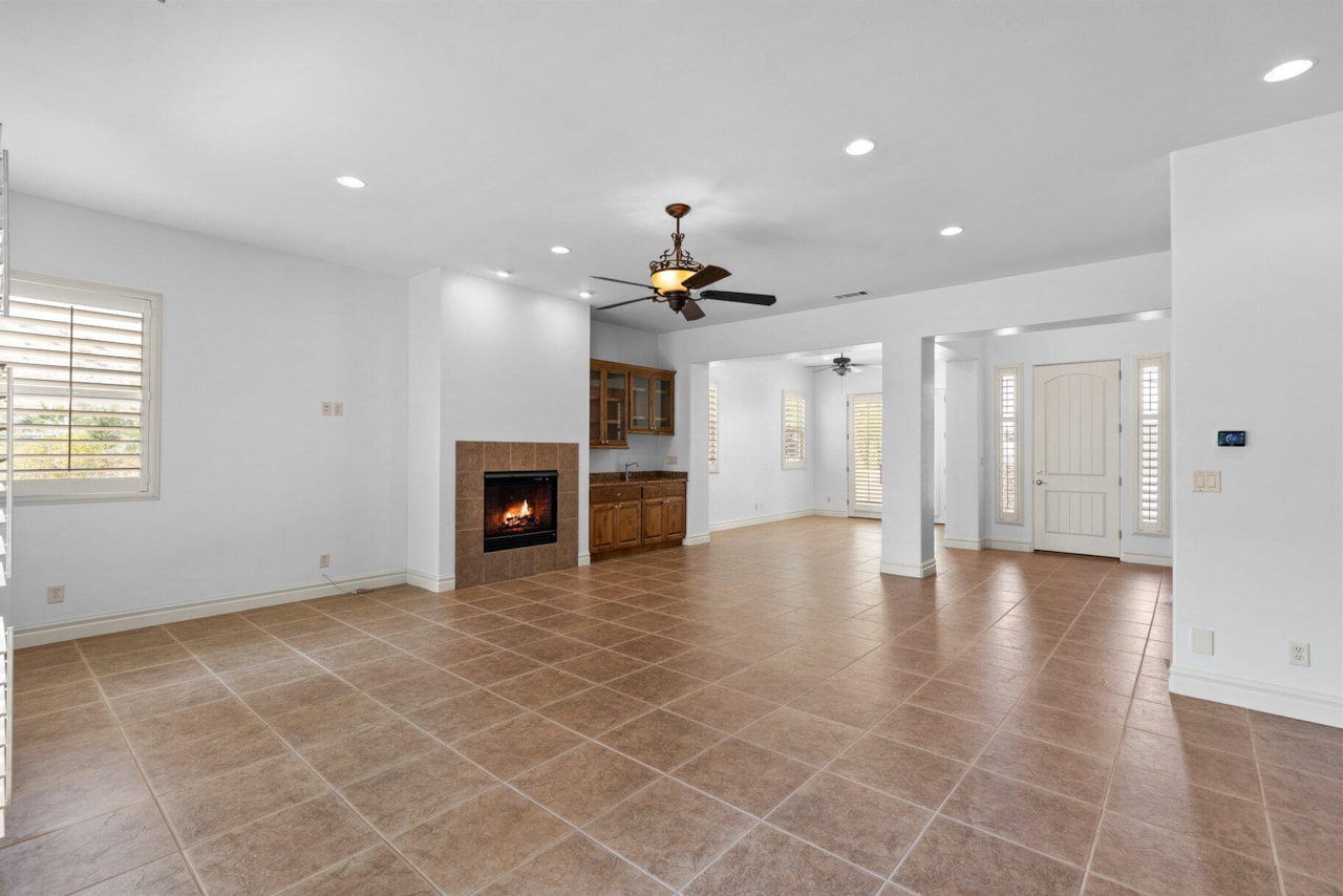 363 N Lost Creek DR St George, UT 84770 home for sale, MLS#25-264564 - Erika Rogers Photo 45