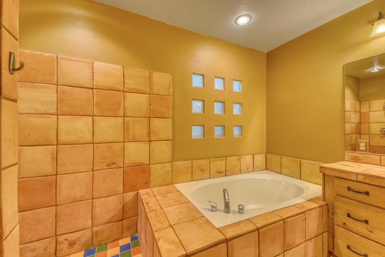 225 N Country #104 St George, UT 84770 condo for sale, MLS#25-263694 - Erika Rogers Photo 20