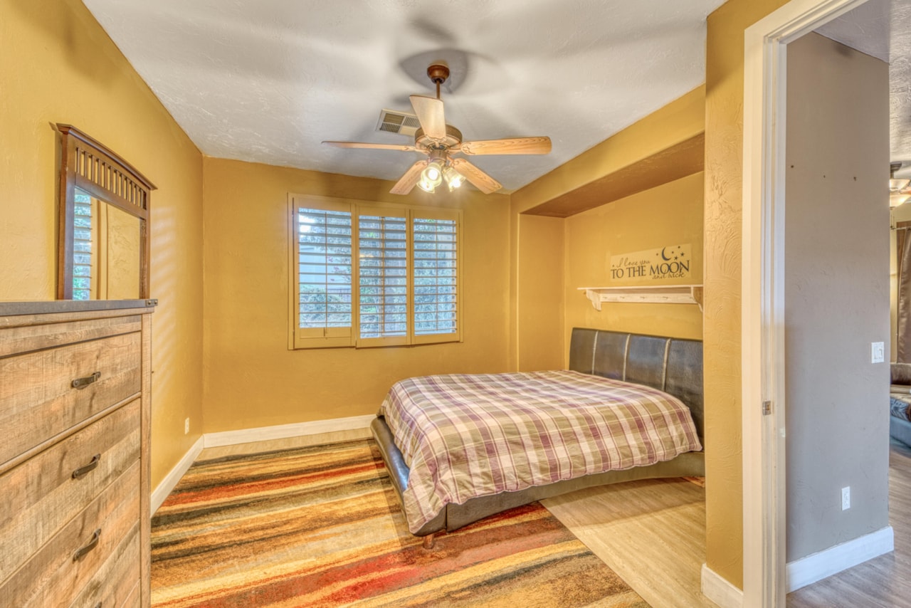 225 N Country #104 St George, UT 84770 condo for sale, MLS#25-263694 - Erika Rogers Photo 21