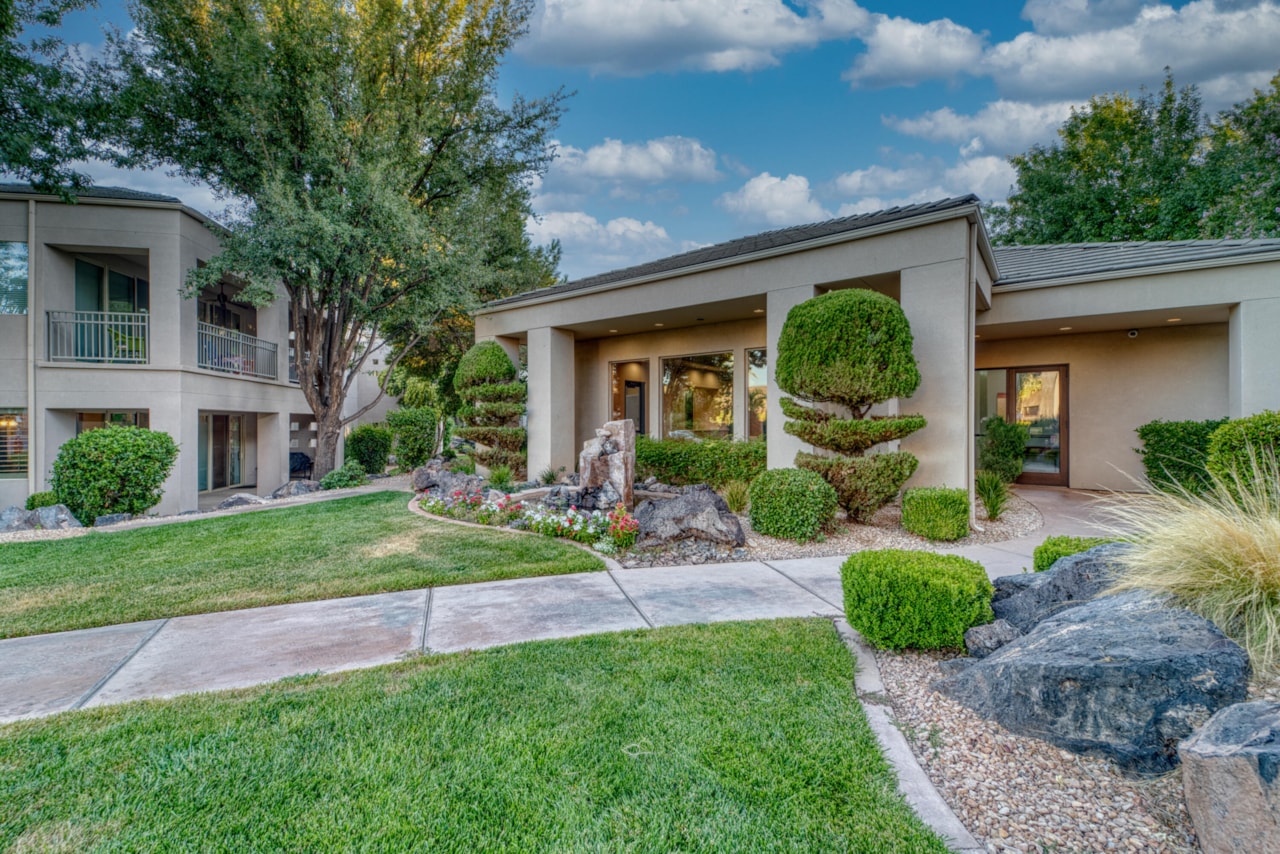 225 N Country #104 St George, UT 84770 condo for sale, MLS#25-263694 - Erika Rogers Photo 36