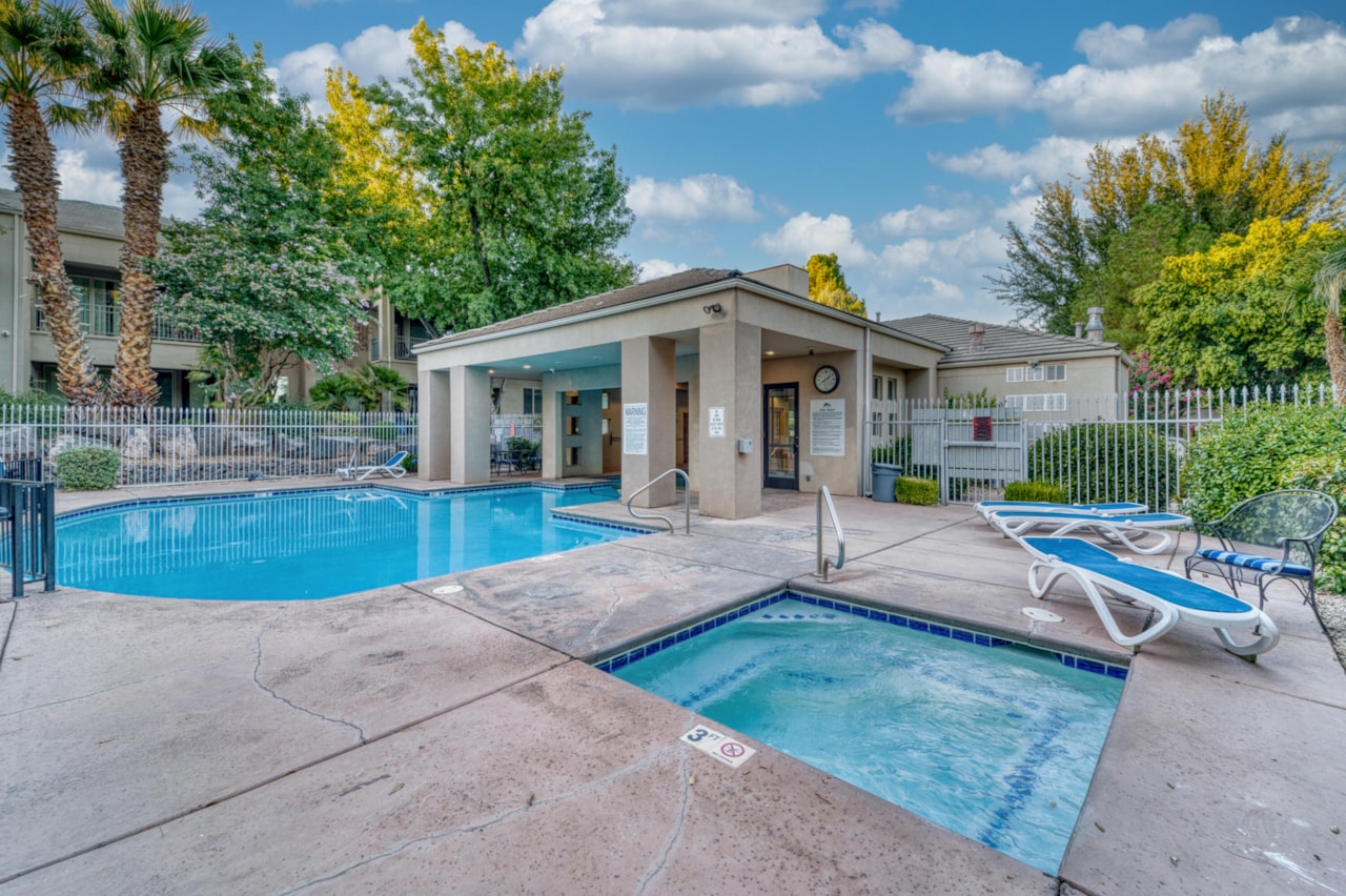 225 N Country #104 St George, UT 84770 condo for sale, MLS#25-263694 - Erika Rogers Photo 46