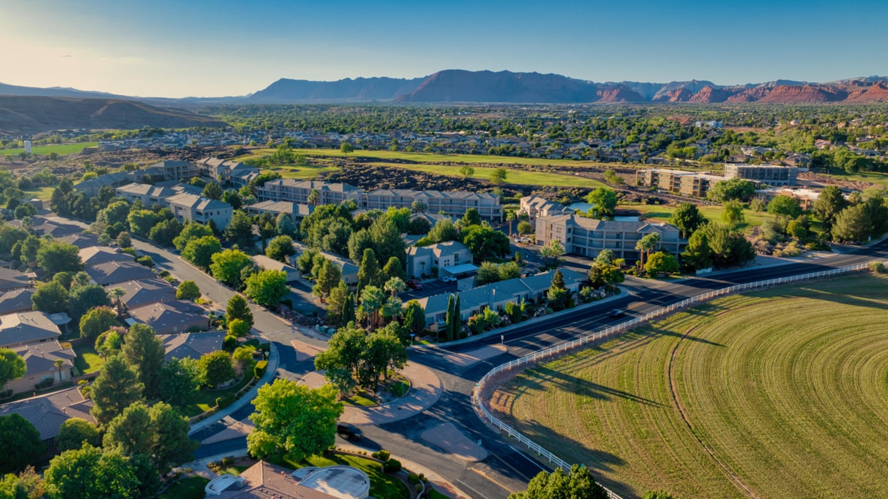 225 N Country #104 St George, UT 84770 condo for sale, MLS#25-263694 - Erika Rogers Photo 49