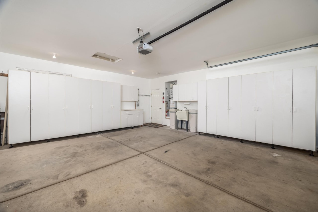 2115 Blake DR Santa Clara, UT 84765 home for sale, MLS#25-267395 - Erika Rogers Photo 22