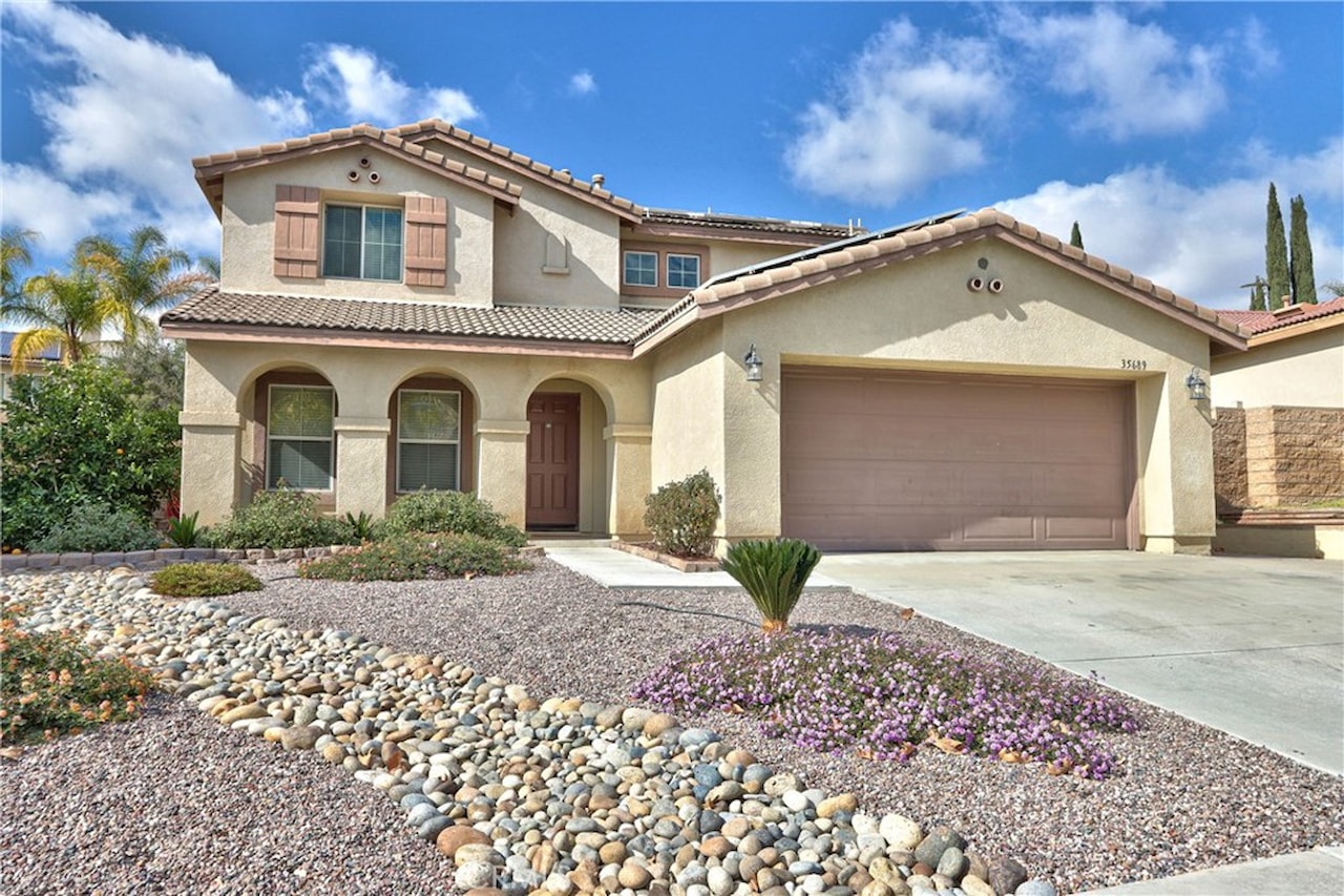 35689 Yellowstone Winchester, CA 92596 | MLS SW25257933